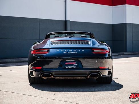 Used 2018 Porsche 911 Carrera RWD image 16