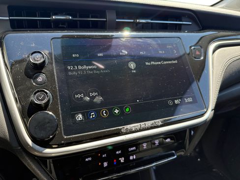 Used 2023 Chevrolet Bolt EUV LT w/ Driver Confidence Package FWD image 12