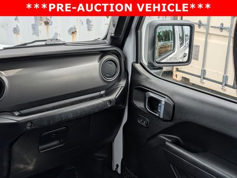 Used 2022 Jeep Gladiator Sport AWD/4WD image 22
