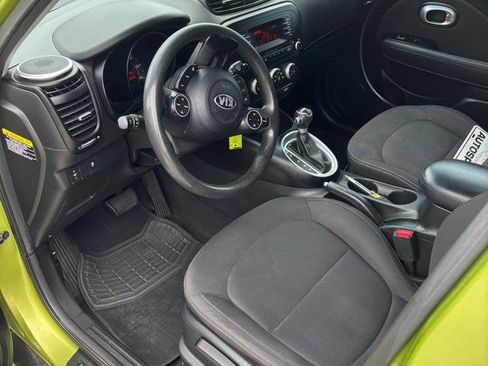 Used 2015 Kia Soul FWD image 14