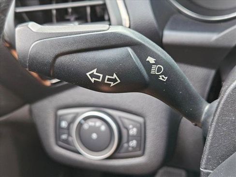 Used 2018 Ford Escape SEL image 16