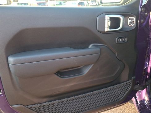 New 2026 Jeep Gladiator Sport image 8