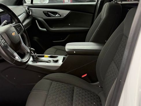 Used 2020 Chevrolet Blazer LT image 29