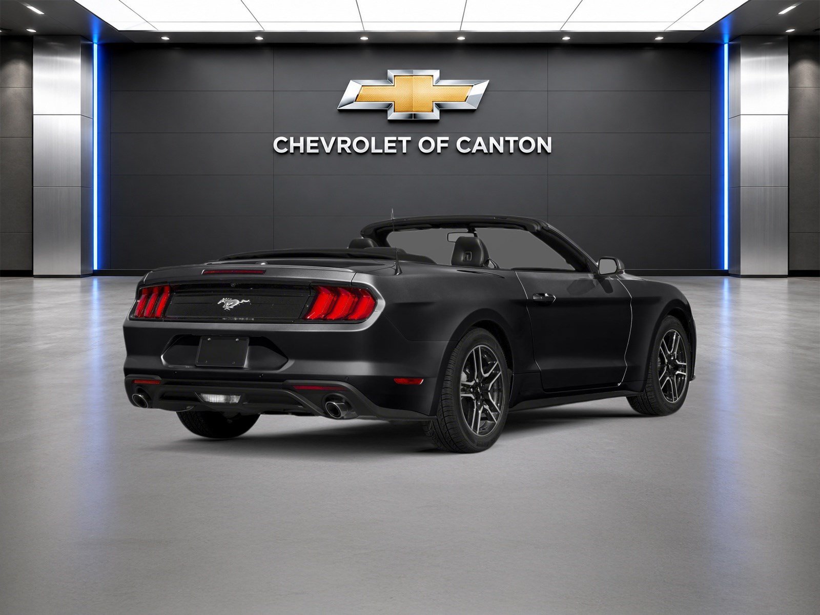 Used 2018 Ford Mustang Premium RWD image 2