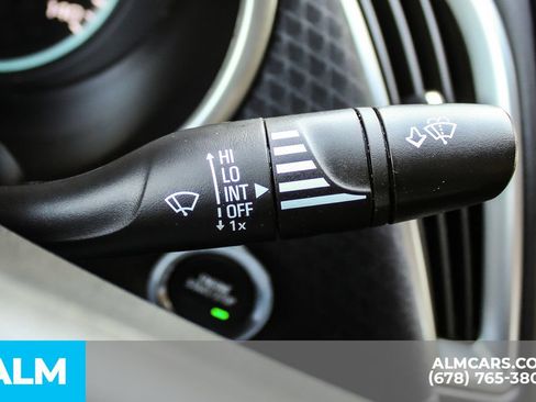 Used 2025 Chevrolet Malibu LT FWD image 28