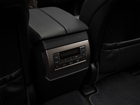 Used 2019 Lexus GX 460 AWD/4WD image 27