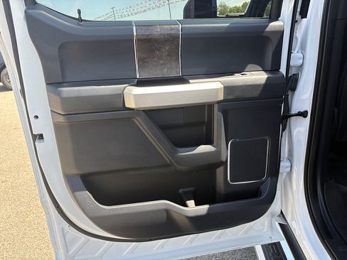 Used 2022 Ford F250 Lariat AWD/4WD image 16