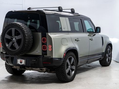 Used 2023 Land Rover Defender 110 X-Dynamic SE AWD/4WD image 7