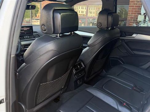 Used 2018 Audi SQ5 Prestige w/ Prestige Package AWD/4WD image 23