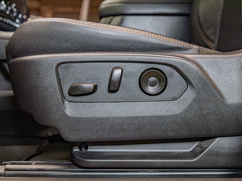 Used 2024 GMC Sierra 3500 AT4 w/ Technology Package image 20