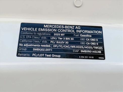 Certified 2025 Mercedes-Benz GLC 300 image 26