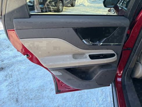 Used 2023 Lincoln Corsair AWD w/ Equipment Group 101A image 16