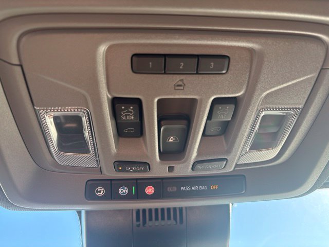 New 2026 Chevrolet Silverado 1500 RST w/ Redline Edition AWD/4WD image 13