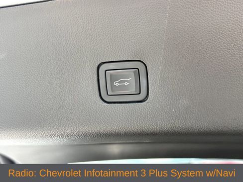 Used 2023 Chevrolet Traverse LT w/ LT Premium Package FWD image 26