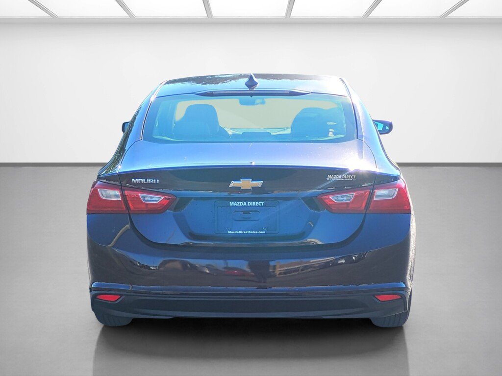 Used 2020 Chevrolet Malibu LS FWD image 4