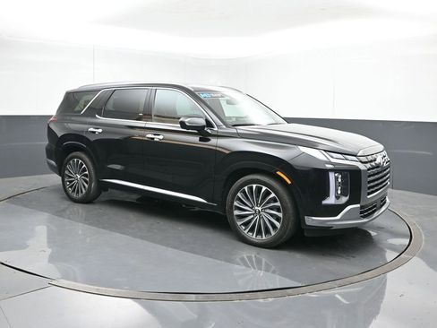 Used 2024 Hyundai Palisade Calligraphy image 7