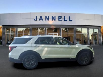 Used 2025 Ford Explorer ST-Line w/ ST-Line Street Pack