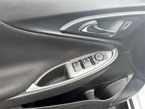 Used 2023 Chevrolet Malibu LT w/ Sport Edition image 22