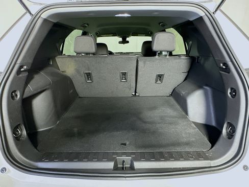 Used 2023 Chevrolet Equinox LS w/ LS Convenience Package FWD image 26