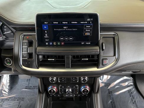 Used 2021 GMC Yukon AT4 w/ Rear Media and Nav Package AWD/4WD image 21