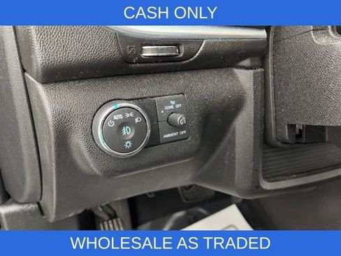 Used 2017 Chevrolet Traverse LT w/ Style and Technology Package image 28