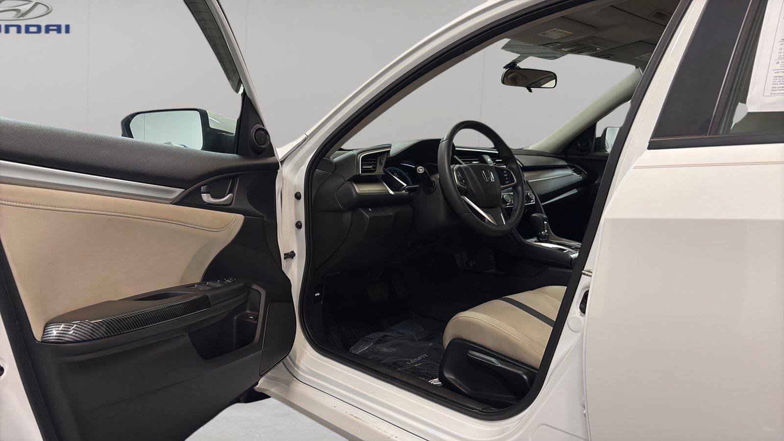 Used 2016 Honda Civic EX image 24
