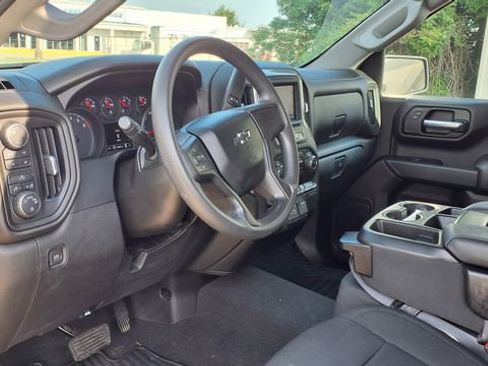 Used 2021 Chevrolet Silverado 1500 Custom Trail Boss w/ LPO, Dark Essentials Package AWD/4WD image 18