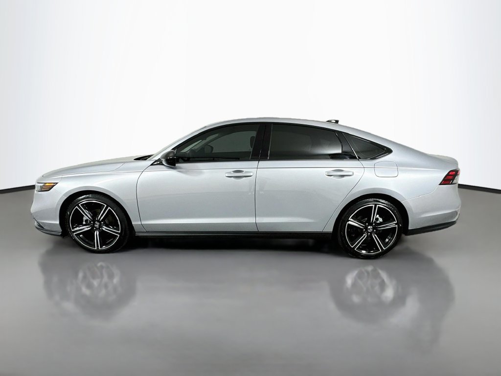 Used 2026 Honda Accord SE image 8