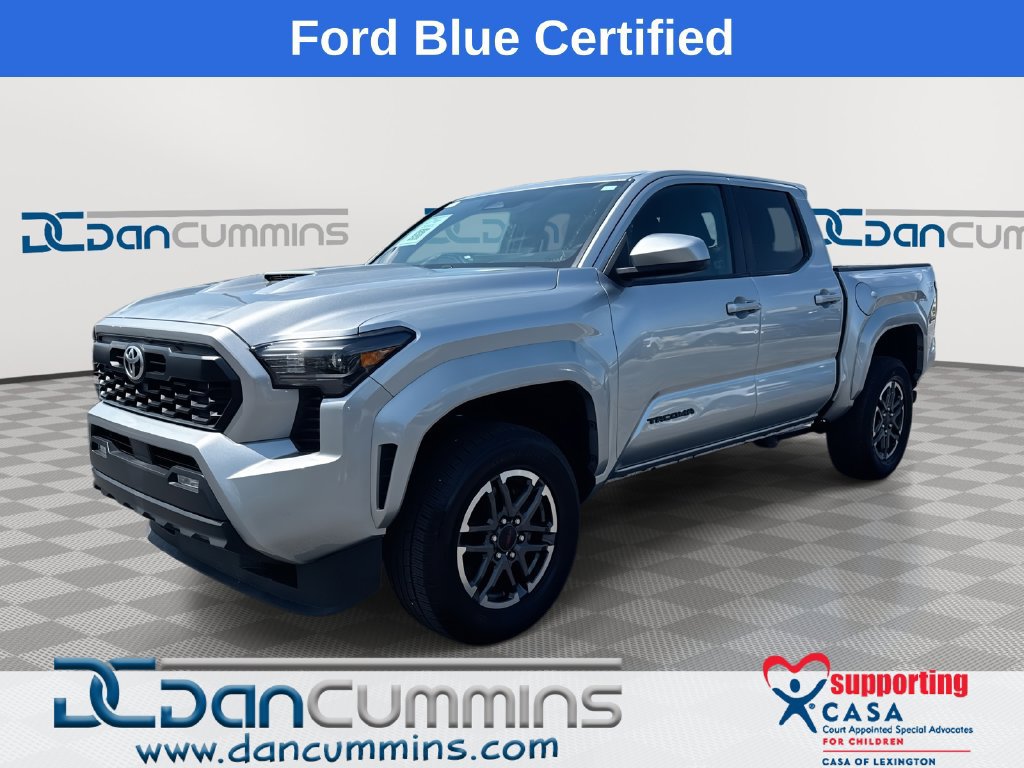 Used 2024 Toyota Tacoma TRD Sport AWD/4WD image 1