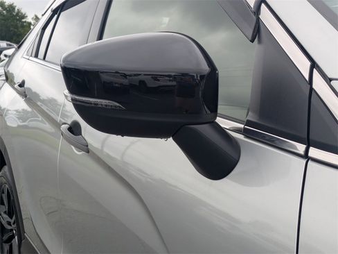 New 2025 Mitsubishi Eclipse Cross AWD image 10