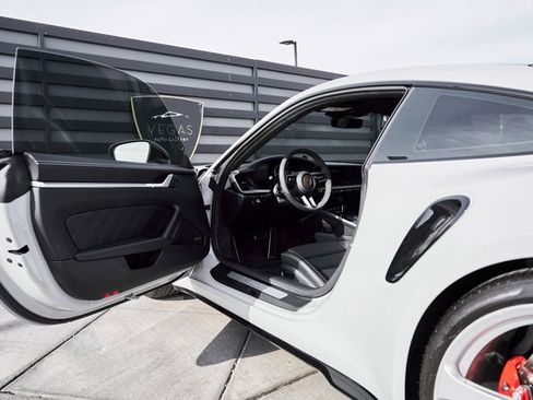 Used 2024 Porsche 911 Turbo image 25
