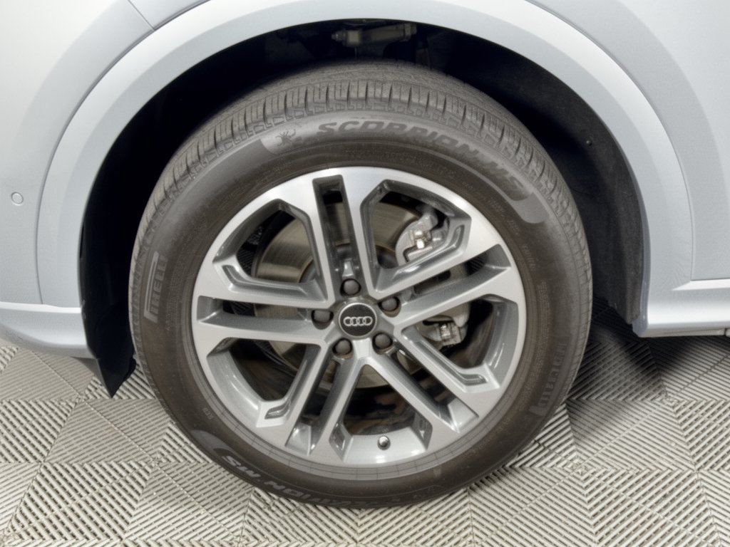 Certified 2026 Audi Q5 Premium AWD/4WD image 13