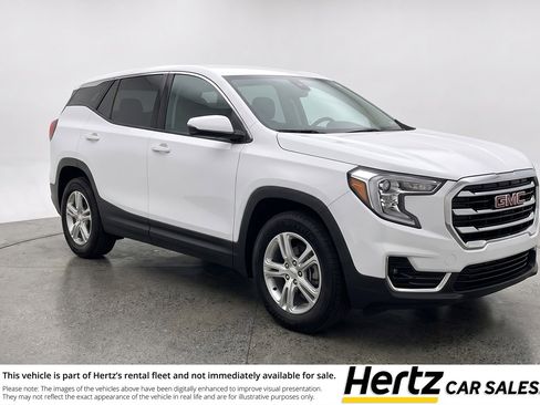 Used 2024 GMC Terrain SLE FWD image 1