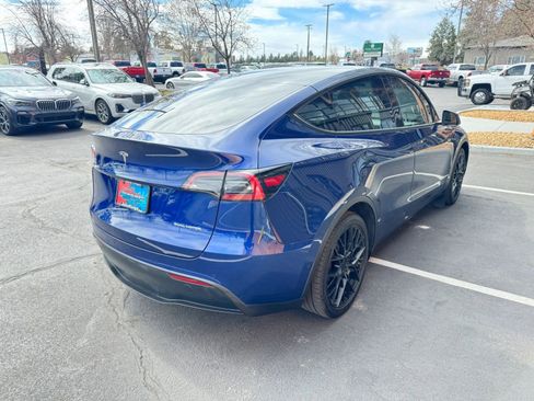 Used 2021 Tesla Model Y Long Range AWD/4WD image 5