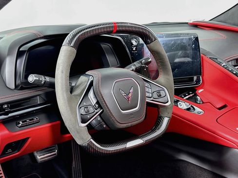 Used 2025 Chevrolet Corvette Z06 w/ Z07 Performance Package RWD image 17