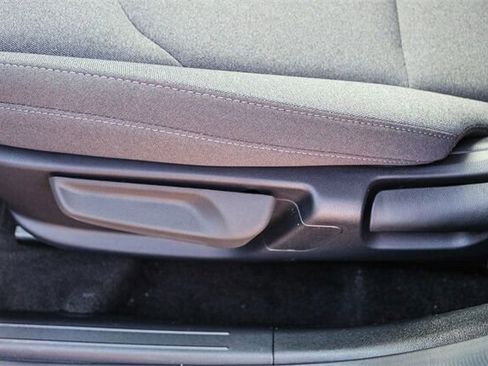 New 2025 Kia K4 LXS image 21