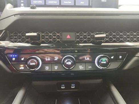 Used 2024 Honda Accord Touring image 41
