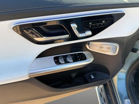 Certified 2025 Mercedes-Benz GLC 300 4MATIC image 10