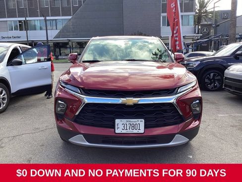 Used 2025 Chevrolet Blazer LT AWD/4WD image 2