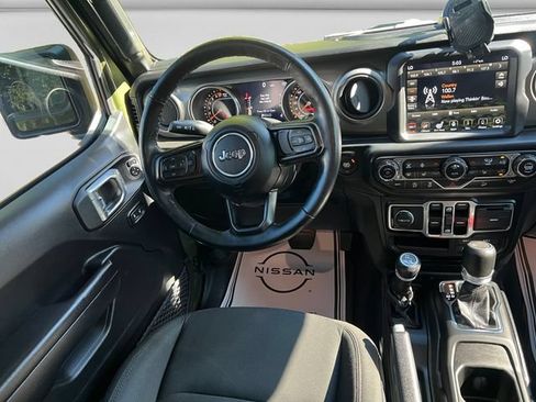 Used 2021 Jeep Wrangler Unlimited Sport AWD/4WD image 12