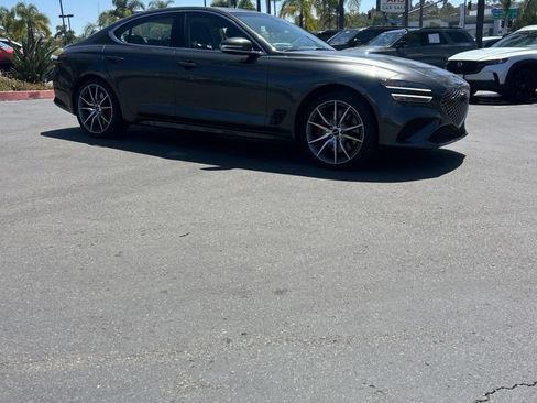 Used 2025 Genesis G70 2.5T RWD image 5