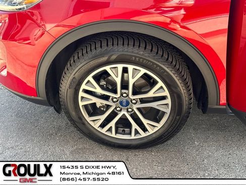 Used 2020 Ford Escape SEL image 27