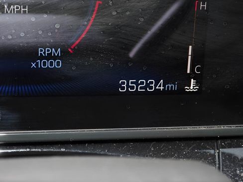 Certified 2024 Chevrolet Trax RS FWD image 18
