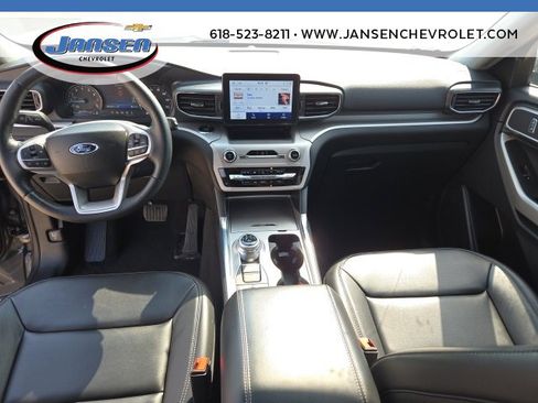 Used 2024 Ford Explorer XLT w/ Equipment Group 202A image 15