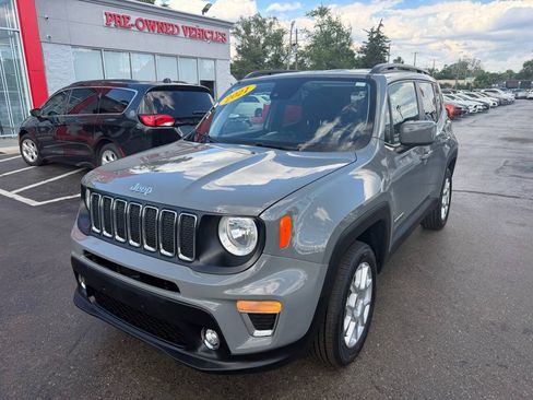 Used 2021 Jeep Renegade Latitude w/ Convenience Group AWD/4WD image 1