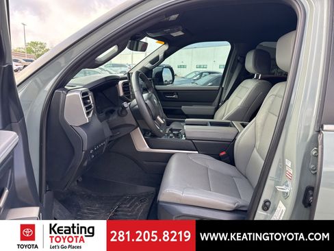 Used 2025 Toyota Tundra Limited image 17