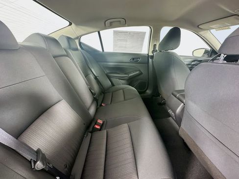 New 2025 Nissan Altima 2.5 SV image 27