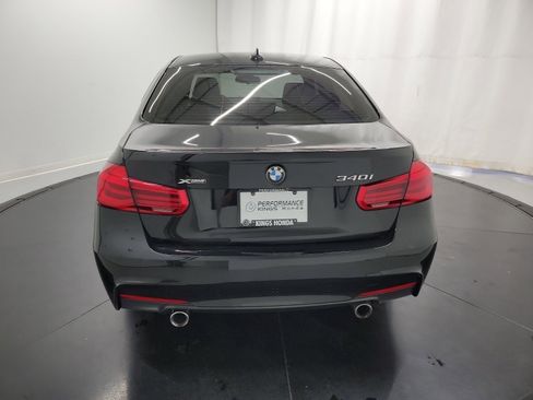 Used 2018 BMW 340i xDrive Sedan image 8