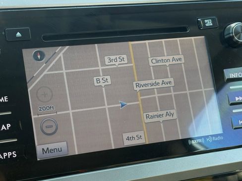 Used 2017 Subaru Legacy 3.6R Limited image 16