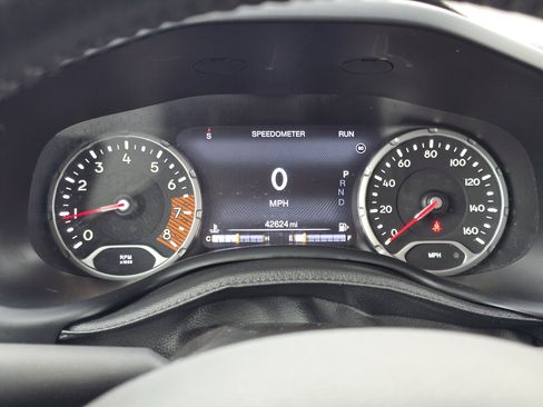 Used 2021 Jeep Renegade Limited image 35